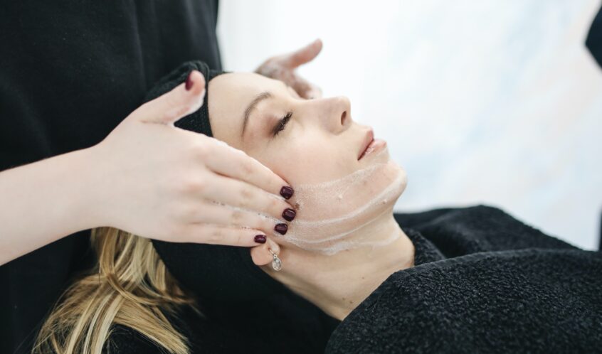 Skin Care Therapy. Health and Style’s Esthetician Program